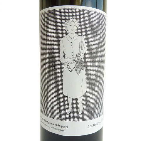 Unique gift packaging for fine Bordeaux wine, unique labels by Audrey Bakx